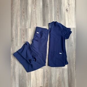 🚨 SALE 🚨 Figs Set